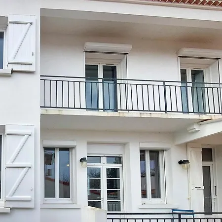 Dom wakacyjny Charmante Maison Proche