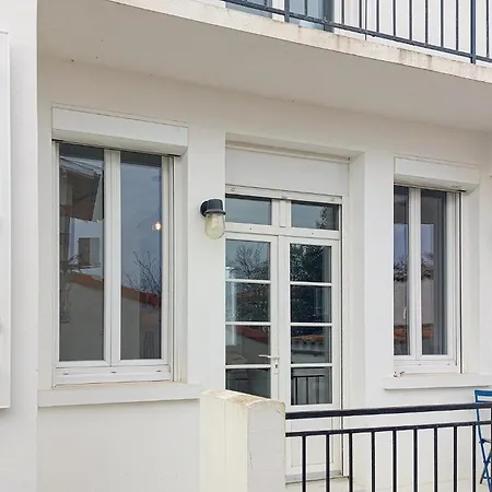 Charmante Maison Proche Hébergement de vacances *