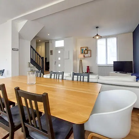 Charmante Maison Proche בית נופש