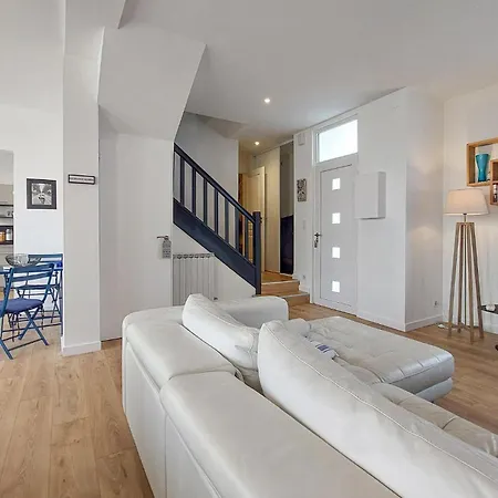Charmante Maison Proche בית נופש *